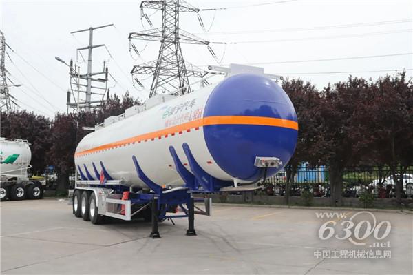 中集凌宇新款铝合金易燃液体运输车,来了!