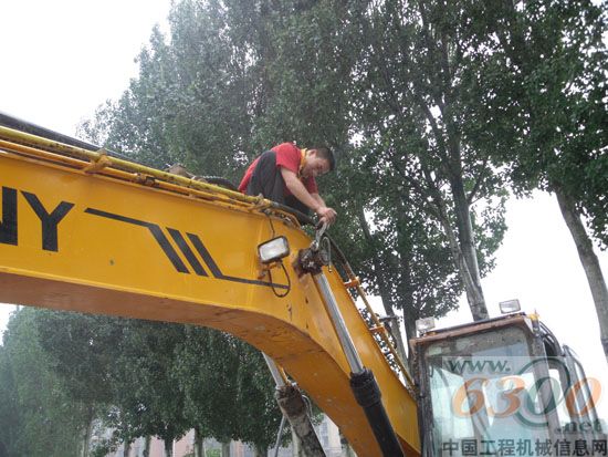 三一,挖掘机,服务