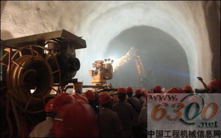 中 联 重 科,混 凝 土 机 械,工 程 机 械