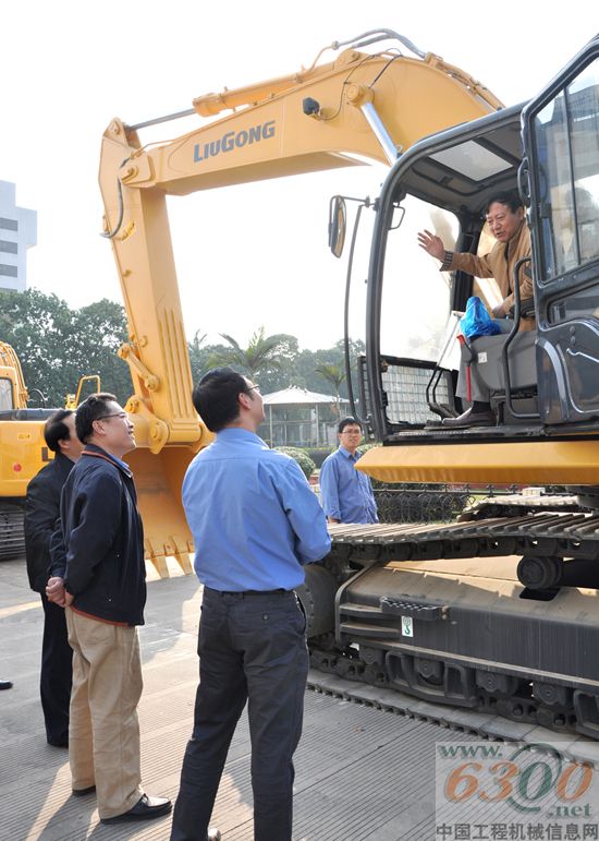 柳工 液压挖掘机 样机