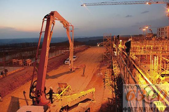 三一,伊朗,服务万里行