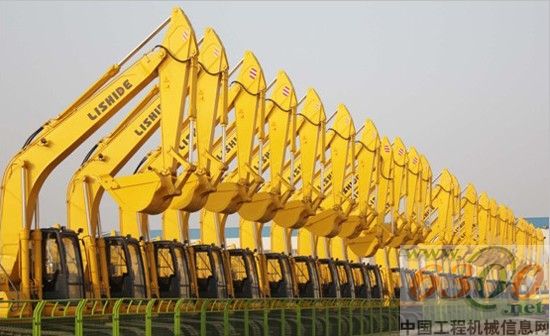 力士德 挖掘机